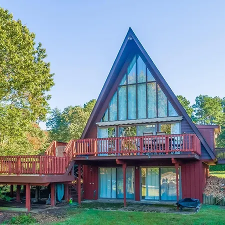 Haupt Hut Villa